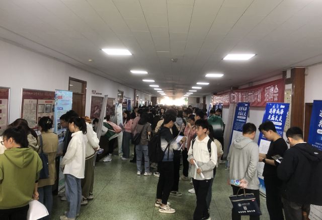 4bdf75e6bcd1b5d1442fe33c39febc9.jpg 4bdf75e6bcd1b5d1442fe33c39febc9.jpg