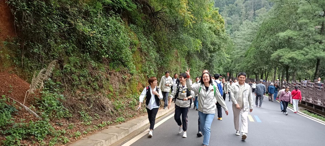 C:\Users\ADMINI~1\AppData\Local\Temp\WeChat Files\834056bffd8f580604cc654bc469dd8.jpg