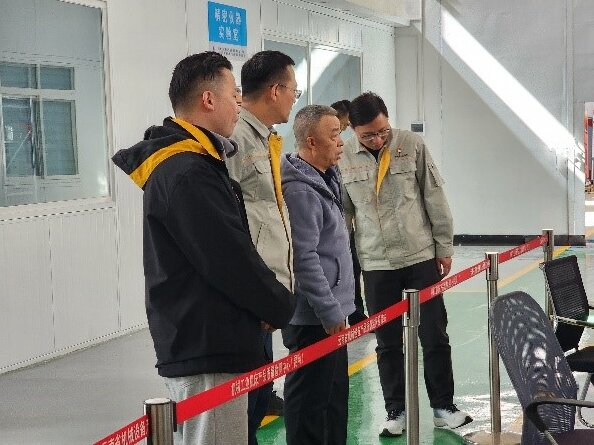 安全检查2.jpg 安全检查2.jpg